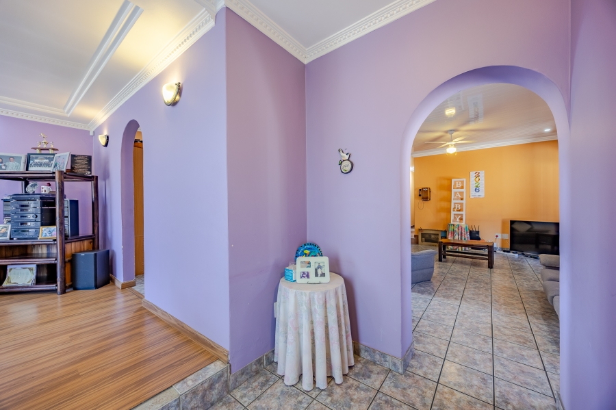 4 Bedroom Property for Sale in Riverton Western Cape